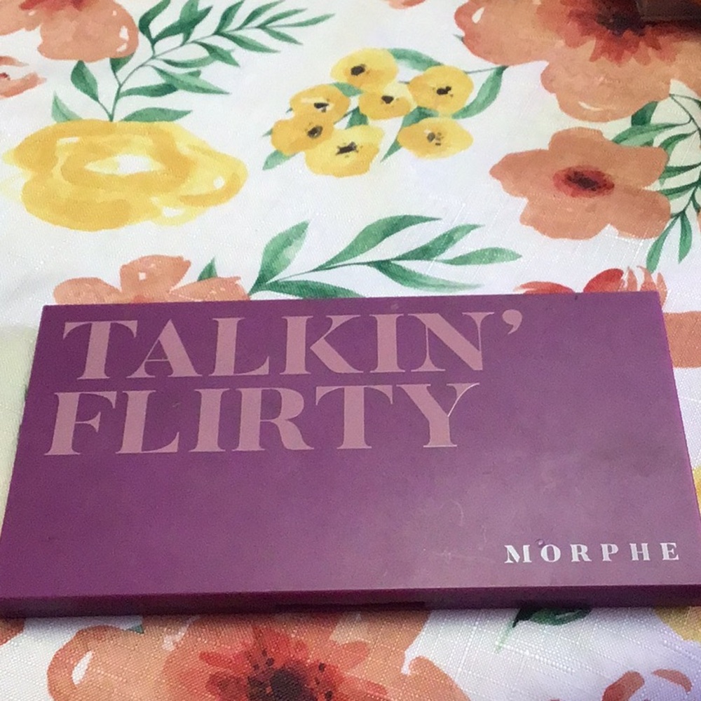 Morphe Talkin Flirty Eyeshadow Palette